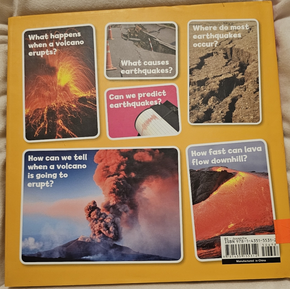 My Little Book Set - Weather, Ocean, Dinosaurs And Volcanos - Picture 9 of 9